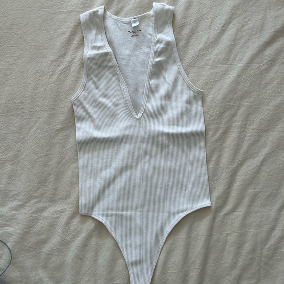 UO WOMENS BODYSUIT LOT SMALL- Lavender, White, and Green - Picture 2 of 10